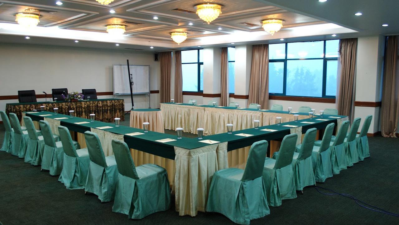 Permata Alam Hotel Puncak Zewnętrze zdjęcie